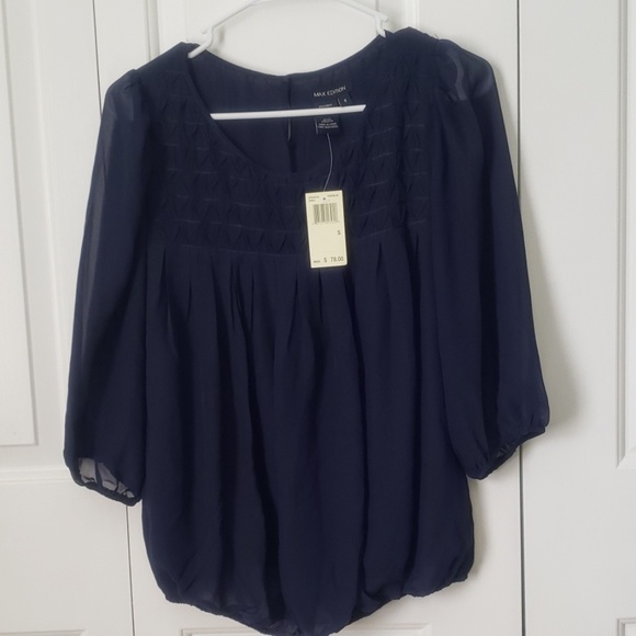 Top - Picture 2 of 2